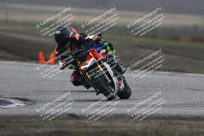 media/Nov-29-2025-TrackDaz (Sat) [[10ae2d9bce]]/B Group/Session 3 (Outside Grapevine)/